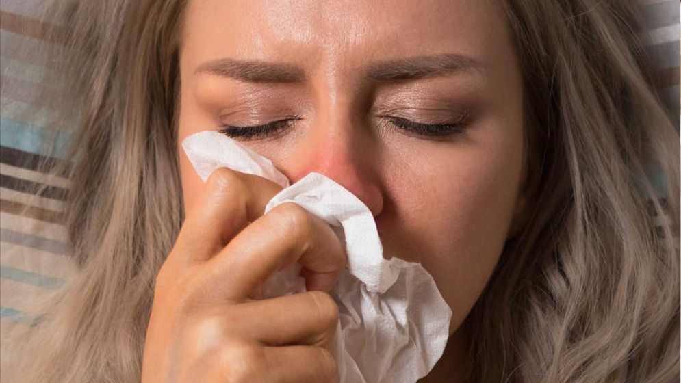 How to Relieve a Stuffy Nose at Home: Effective Home Remedies